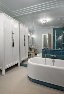 Фото интерьера санузла квартиры в стиле неоклассика