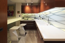 Фото интерьера кухни квартиры в современном стиле