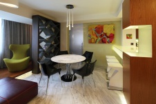 Фото интерьера столовой квартиры в современном стиле