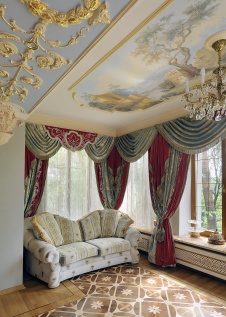 Фото интерьера гостиной резиденции в дворцовом стиле