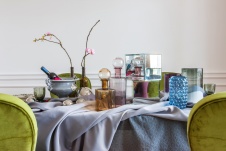 Фото интерьера столовой квартиры в стиле неоклассика