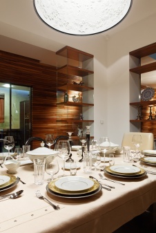 Фото интерьера столовой дома в эко-стиле