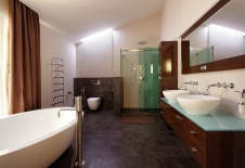 Фото интерьера санузла дома в эко-стиле