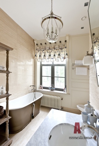 Фото интерьера ванной дома в американском стиле