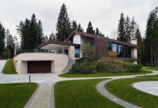 Фото фасада дома в современном стиле