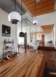 Фото интерьера гостиной дома в современном стиле