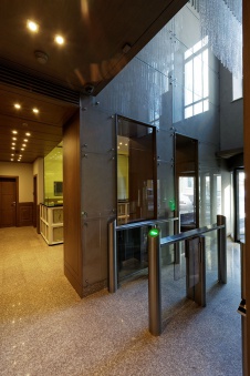 Фото интерьера входной зоны офиса в стиле ар-деко