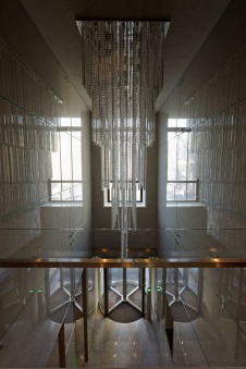 Фото интерьера входной зоны офиса в стиле ар-деко