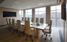 Фото интерьера переговорной офиса в современном стиле