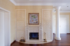 Фото интерьера камина многоуровневой квартиры, пентхауса в восточном стиле