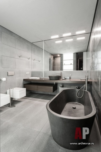 Фото интерьера ванной небольшой квартиры в стиле лофт