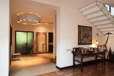 Фото интерьера входной зоны в современном стиле