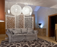 Фото интерьера спальни дома в современном стиле