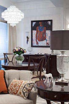 Фото интерьера гостиной квартиры в стиле неоклассика