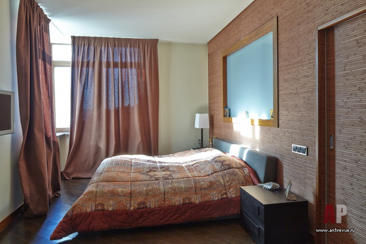 Фото интерьера спальни небольшой квартиры в минимализме