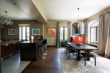 Фото интерьера столовой дома в современном стиле