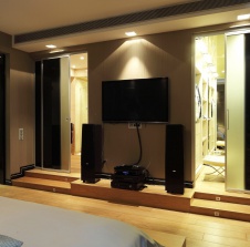 Фото интерьера спальни квартиры в стиле минимализм