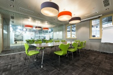 Фото интерьера переговорной офиса в современном стиле