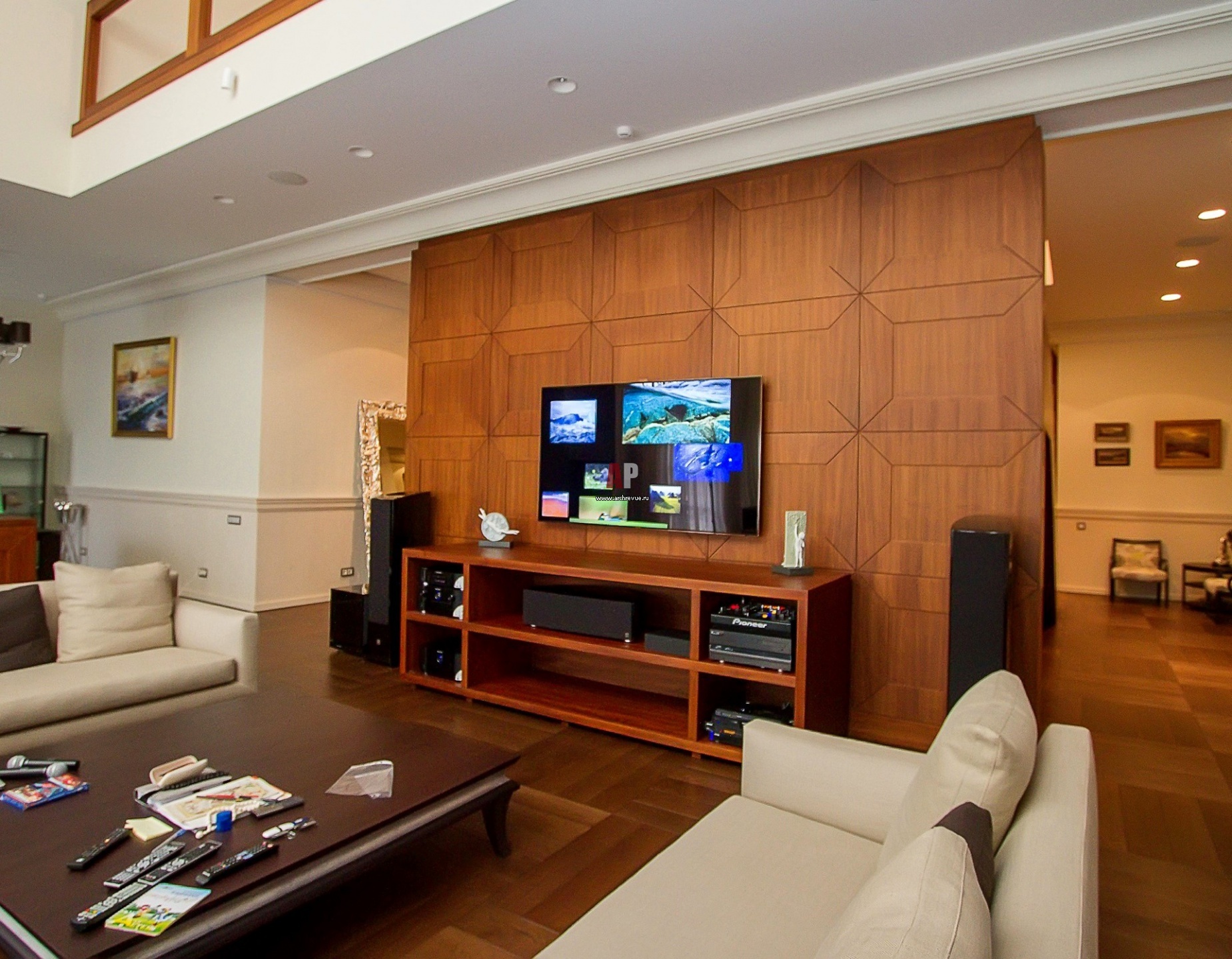 Интерьеры из дерева на заказ являются эксклюзивным решением