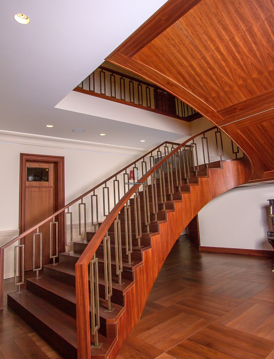 Интерьеры из дерева на заказ являются эксклюзивным решением