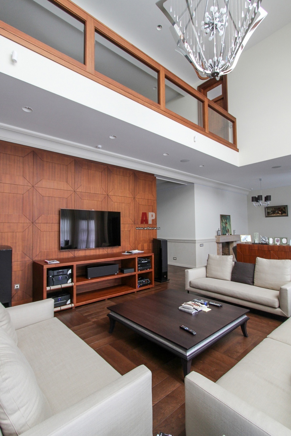 Интерьеры из дерева на заказ являются эксклюзивным решением