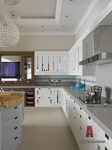 Фото интерьера кухни квартиры в стиле неоклассика