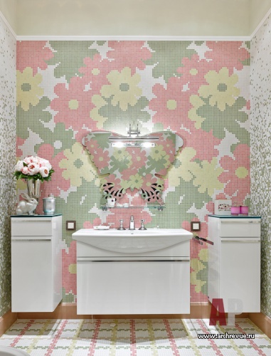 Фото интерьера санузла квартиры в стиле неоклассика