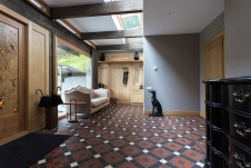 Фото интерьера входной зоны небольшого дома в эко стиле