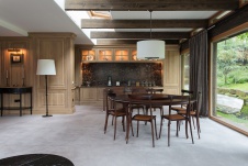 Фото интерьера столовой небольшого дома в эко стиле