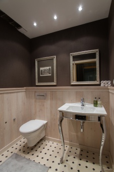 Фото интерьера санузла небольшого дома в эко стиле