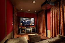 Фото интерьера домашнего кинотеатра дома в стиле Прованс
