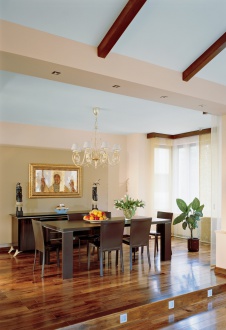 Фото интерьера столовой дома в современном стиле