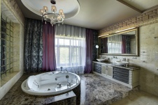 Фото интерьера ванной дома в современном стиле