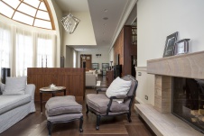 Фото интерьера каминной дома в современном стиле
