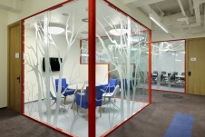 Фото интерьера переговорной офиса в современном стиле