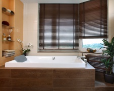Фото интерьера ванной квартиры в эко стиле