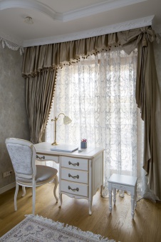 Фото интерьера детской квартиры в стиле неоклассика