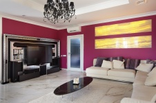 Фото интерьера зоны отдыха небольшого дома в стиле фьюжн