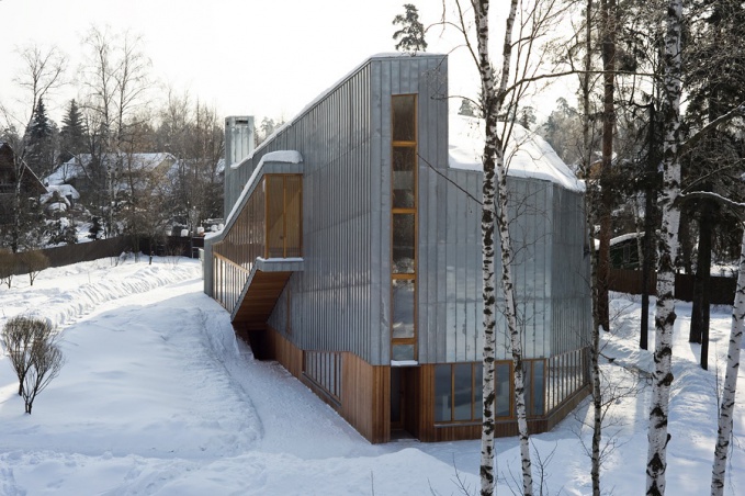 Индивидуальный жилой дом с галереей