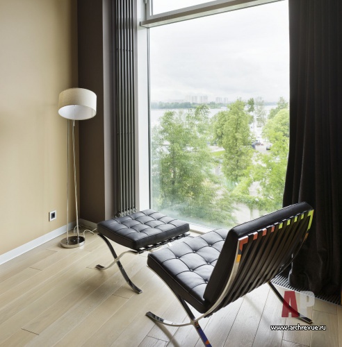 Фото интерьера кабинета квартиры в современном стиле