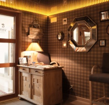 Фото интерьера входной зоны панорамного ресторана