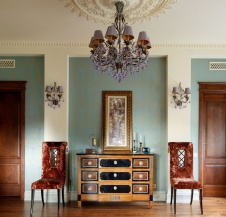 Фото интерьера спальни трехэтажного дома в стиле фьюжн