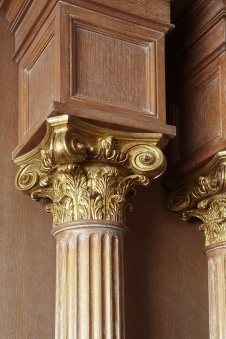 Фото детали пентхауса в классике 