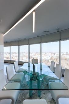 Фото интерьера столовой квартиры в стиле минимализм