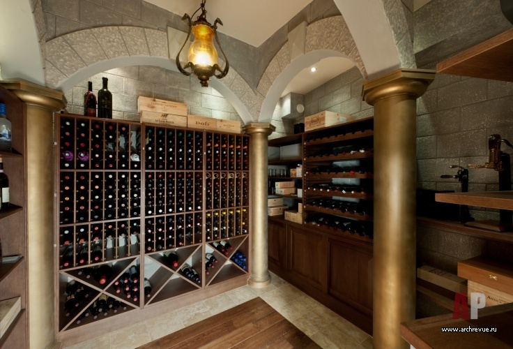 Фото интерьера винотеки дома в стиле ар-деко
