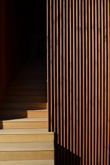 Фото фасада дома в стиле минимализм