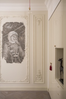 Фото интерьера входной зоны небольшой квартиры в стиле фьюжн