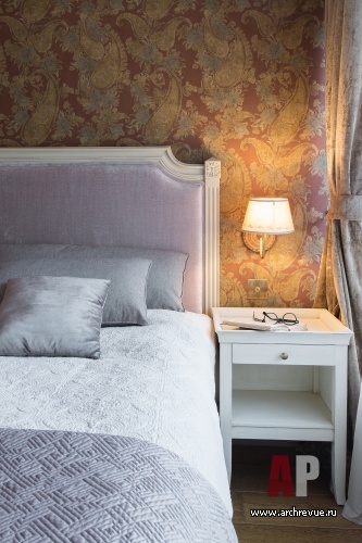 Фото интерьера спальни квартиры в стиле шале