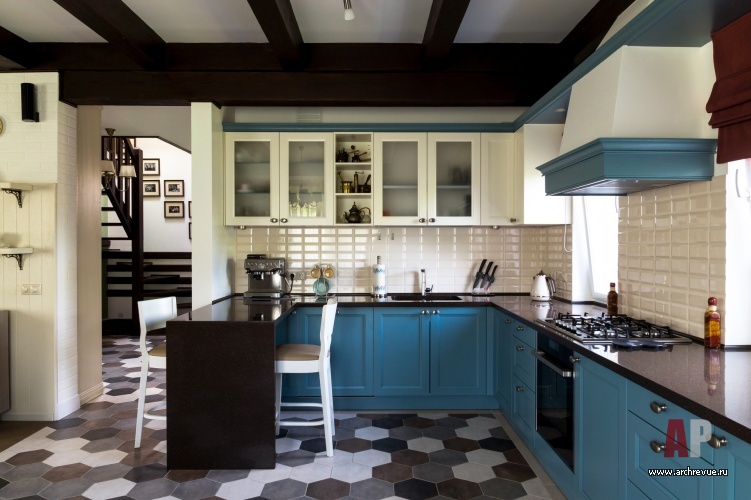 Фото интерьера кухни дома в стиле Прованс
