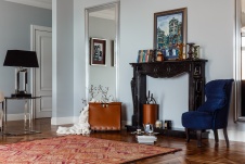 Фото интерьера гостиной квартиры в стиле фьюжн